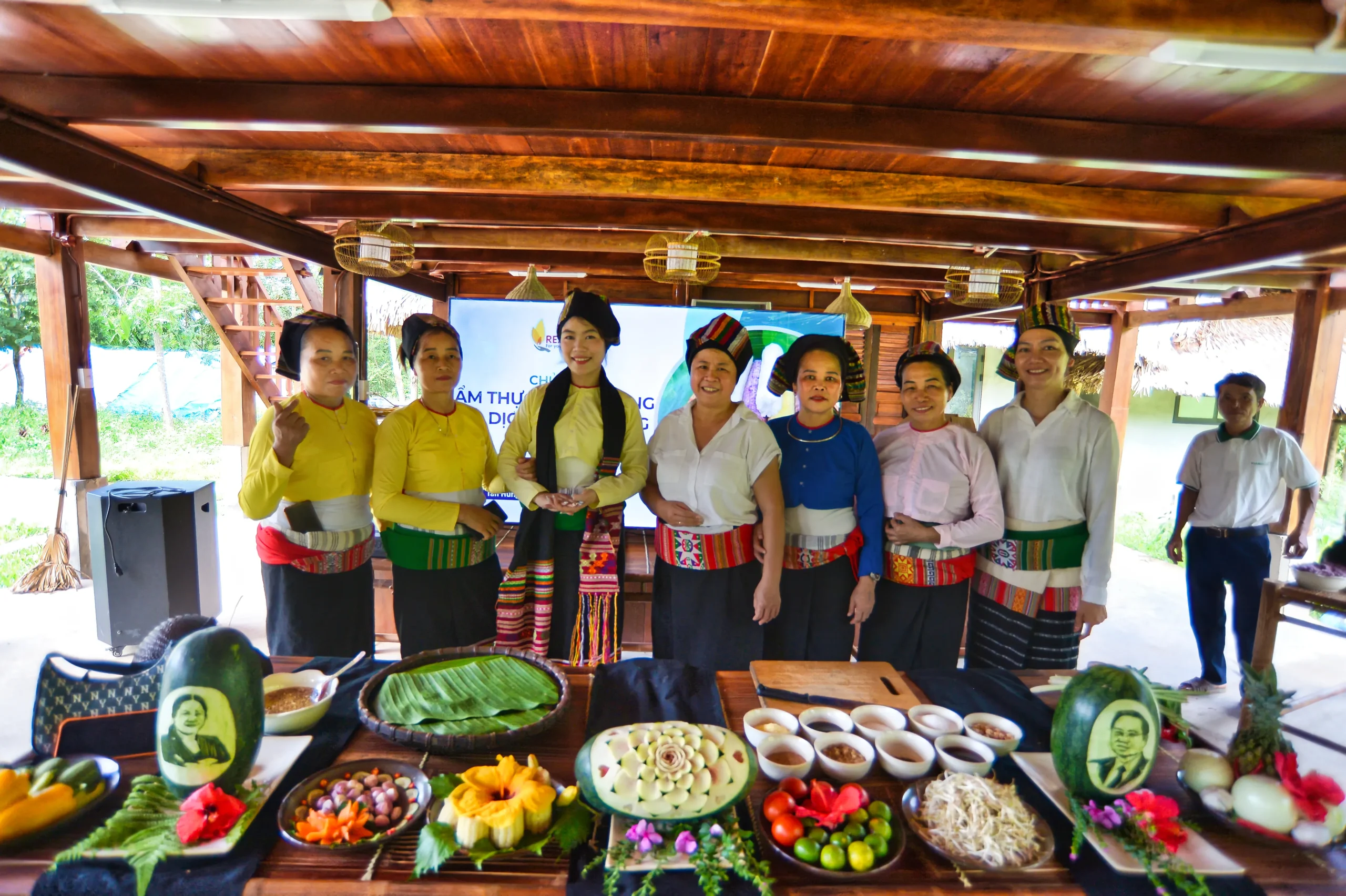 Trải nghiệm văn hóa Thái