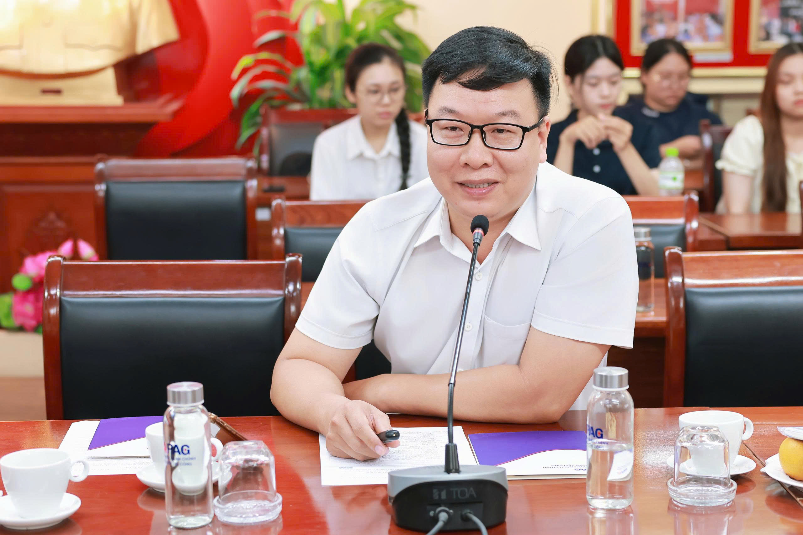TS. Nguyễn Quốc Việt